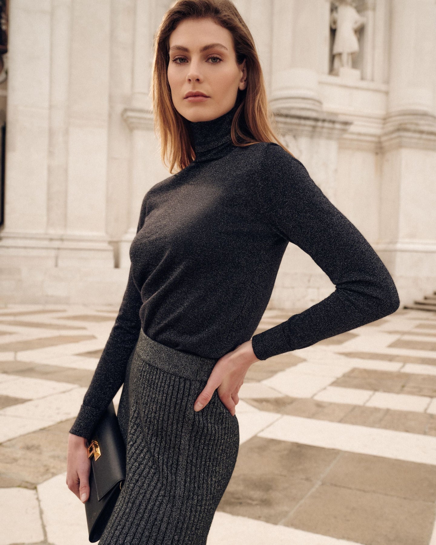 Women's Superfine Turtle Neck Cashmere Sweater With Lurex Black Sparkle |  N.Peal