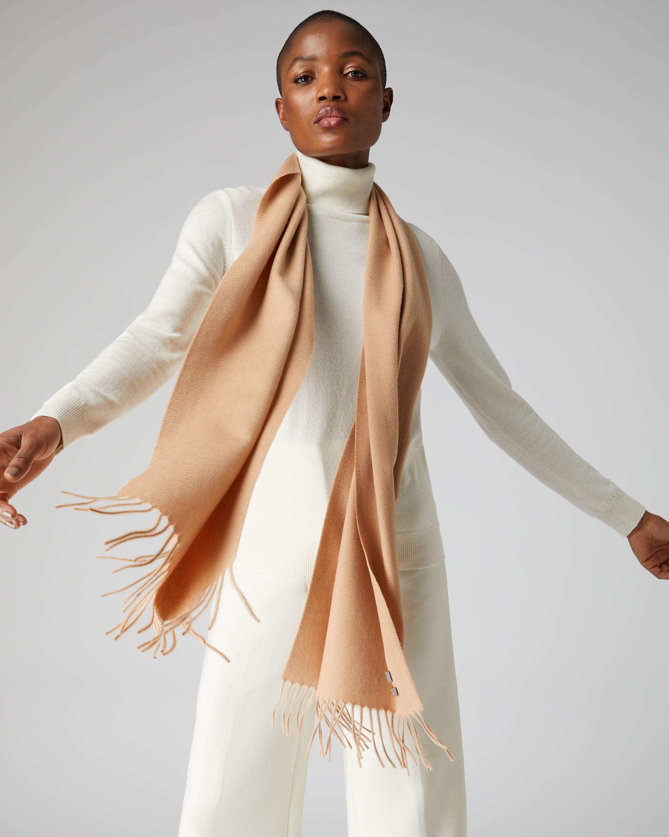 Unisex Large Woven Cashmere Scarf Camel Brown | N.Peal