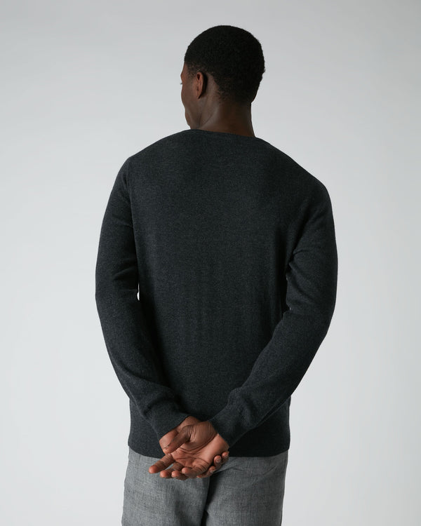 N.Peal The Oxford Round Neck Cashmere Jumper Dark Charcoal Grey