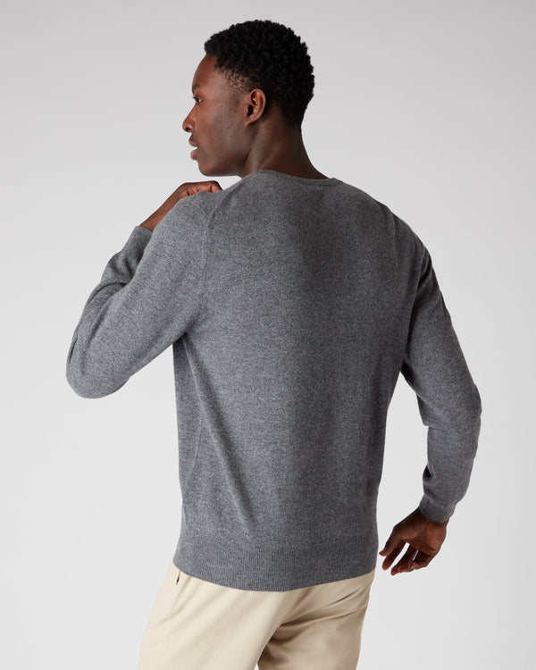 N.Peal Men's The Oxford Round Neck Cashmere Sweater Elephant Grey