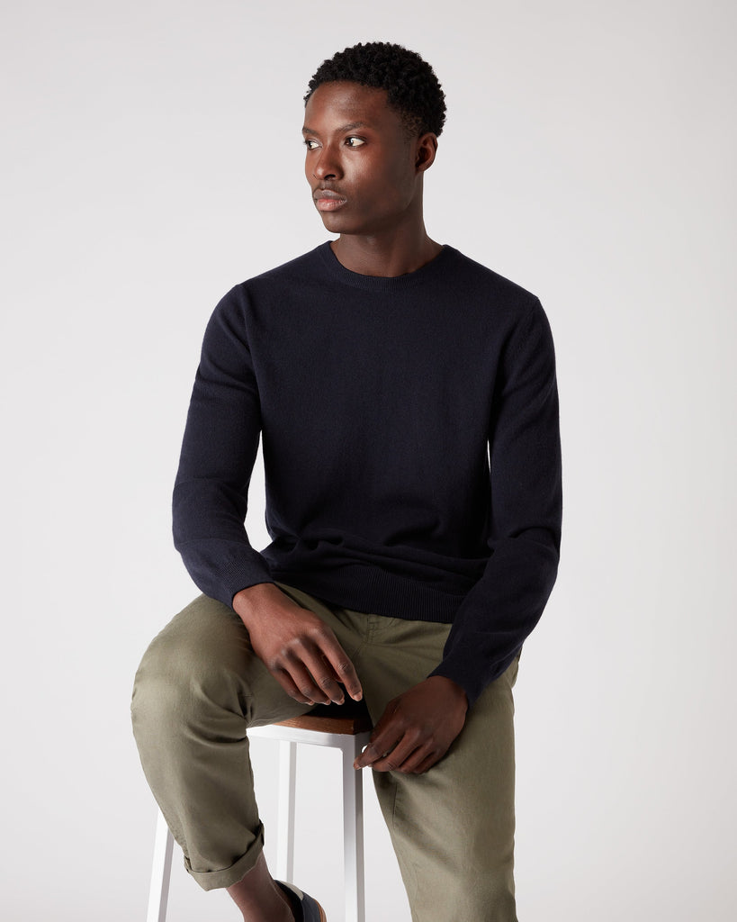 Men's The Oxford Round Neck Cashmere Sweater Navy Blue | N.Peal