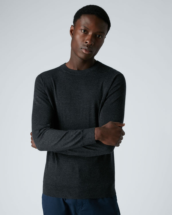 N.Peal Men's Fine Gauge Cashmere Round Neck Sweater Dark Charcoal Grey