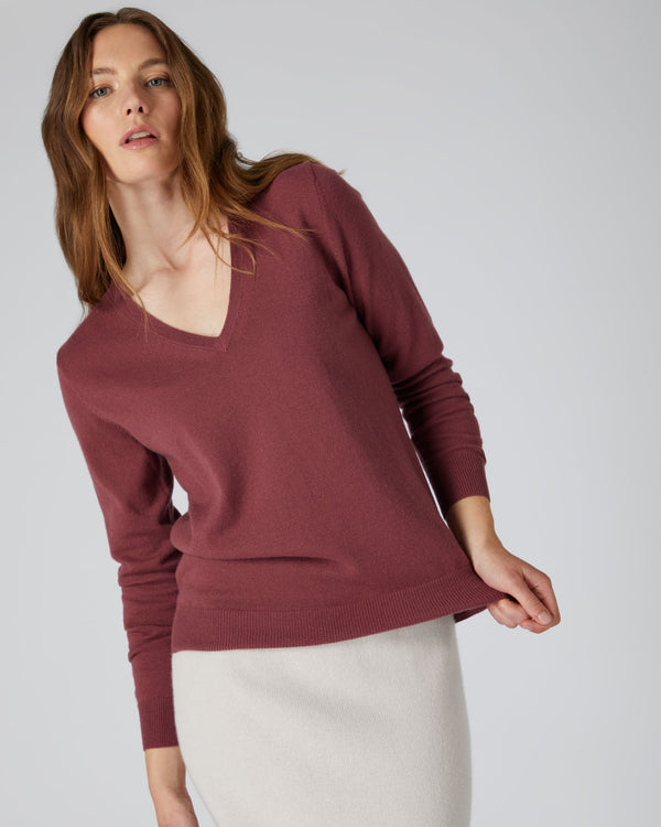 N.Peal Women's V Neck Cashmere Sweater Barberry Pink
