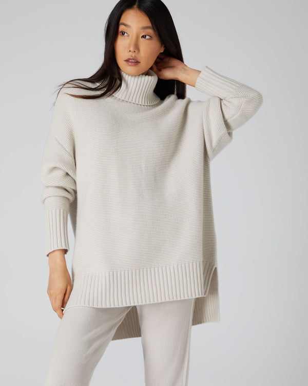 N.Peal Women's Chunky Roll Neck Cashmere Sweater Snow Grey