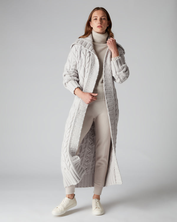 N.Peal Women's Super Chunky Belted Cashmere Cardigan Light Grey