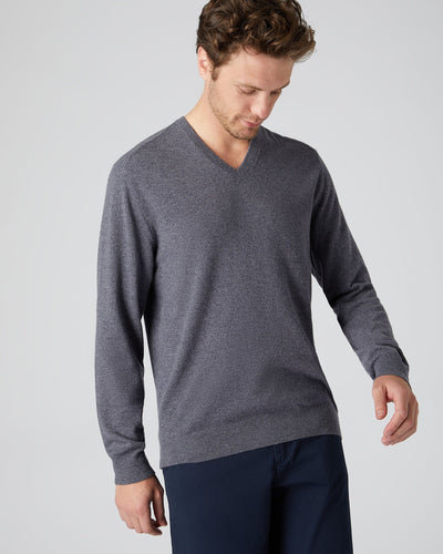 N.Peal Men's Baby Cashmere V Neck Sweater Dark Grey