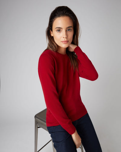 N.Peal Women's Round Neck Cashmere Sweater Ruby Red