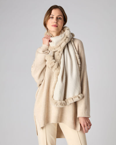 N.Peal Women's Cashmere Scarf With Fur Trim Ecru White