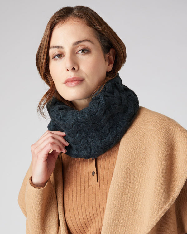 N.Peal Unisex Cable Cashmere Snood Grigio Blue