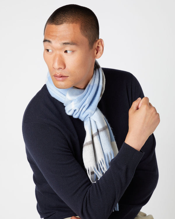N.Peal Unisex Cashmere Check Scarf Blue Check