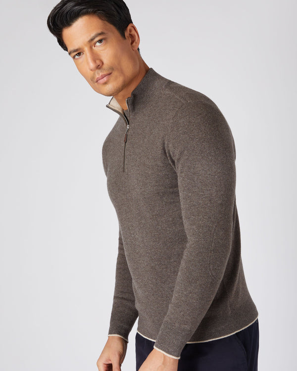 N.Peal Men's The Carnaby Half Zip Cashmere Sweater Biscotti Brown