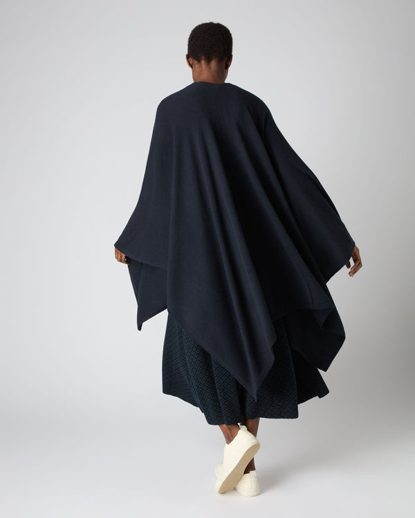 N.Peal Women's Cashmere Knitted Cape Navy Blue