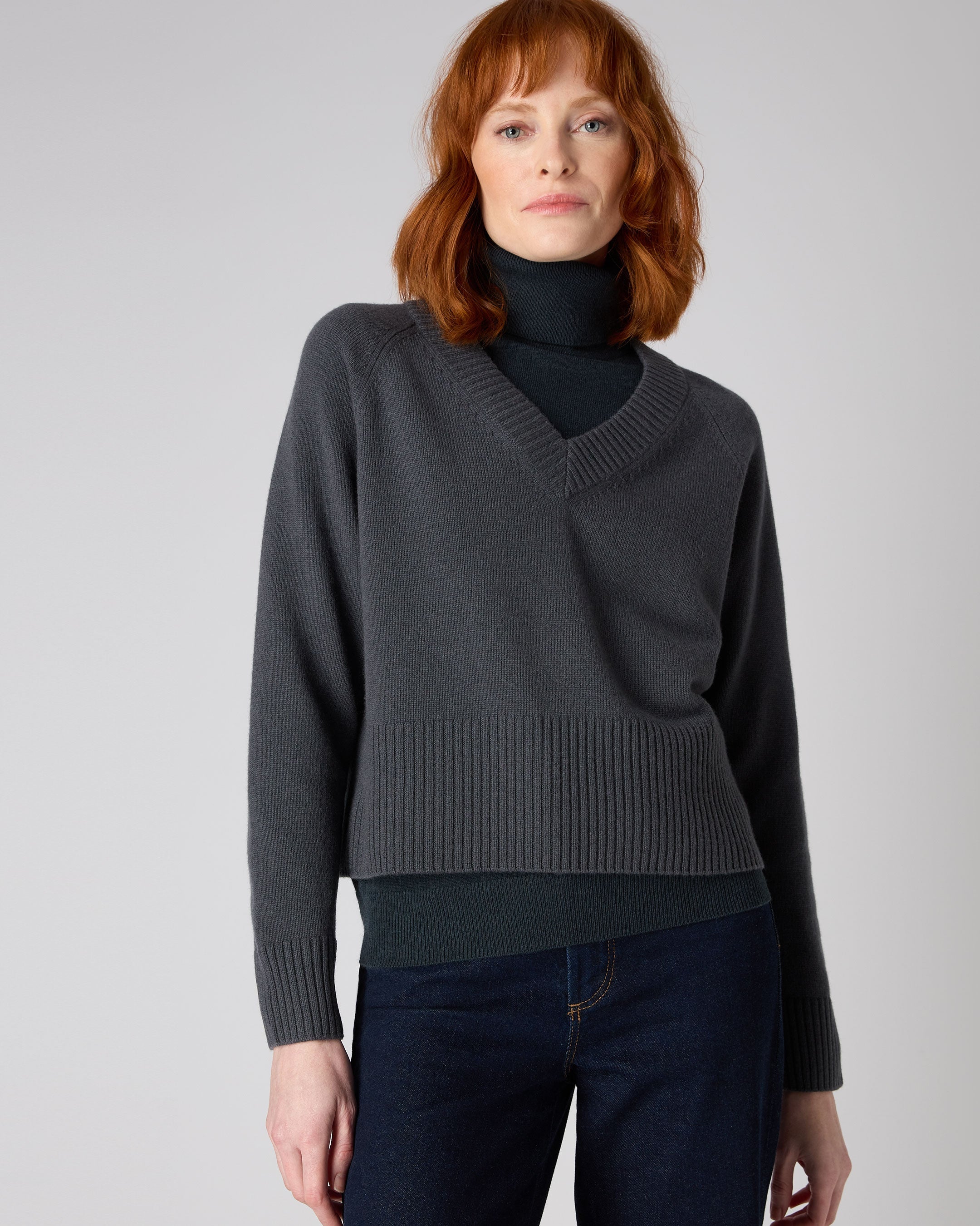 Dark grey cashmere top sweater