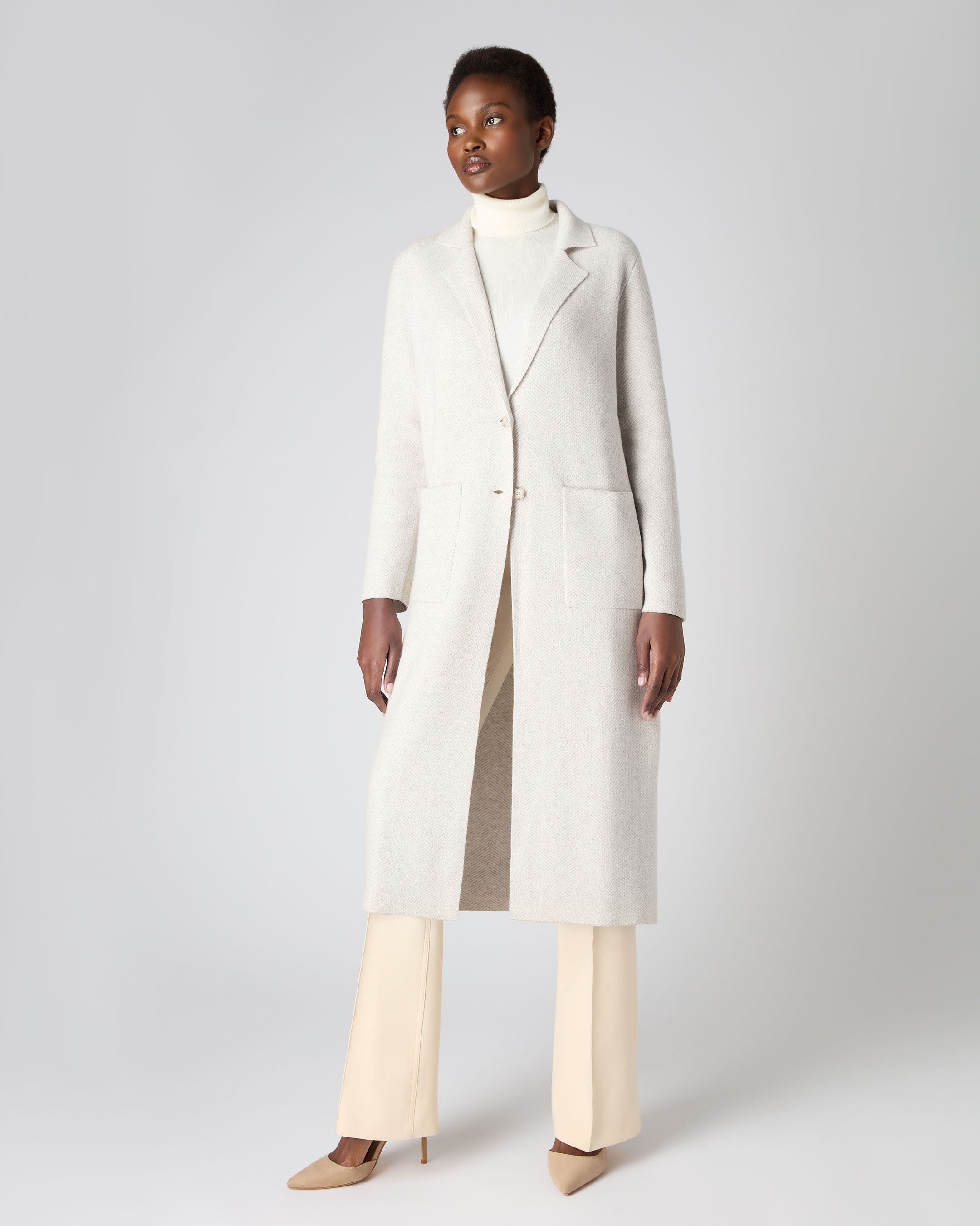 White wool store cashmere coat