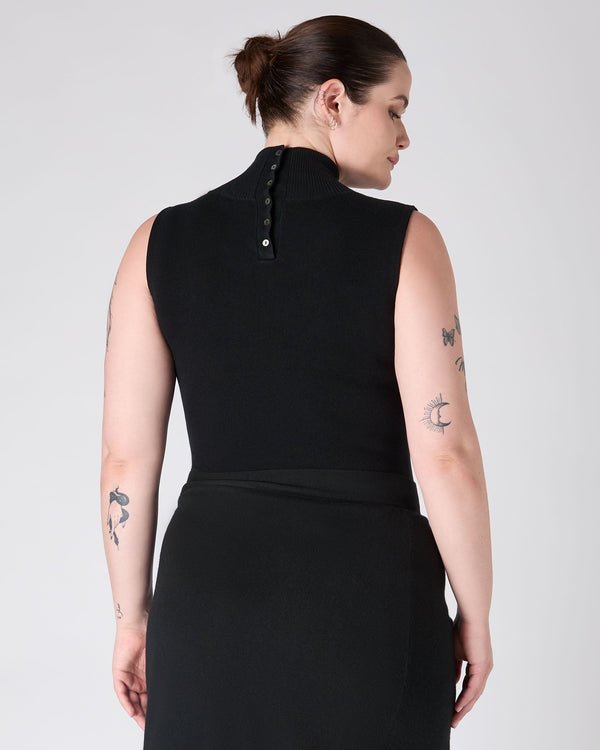 N.Peal The Peony Lim Instinct Body Black