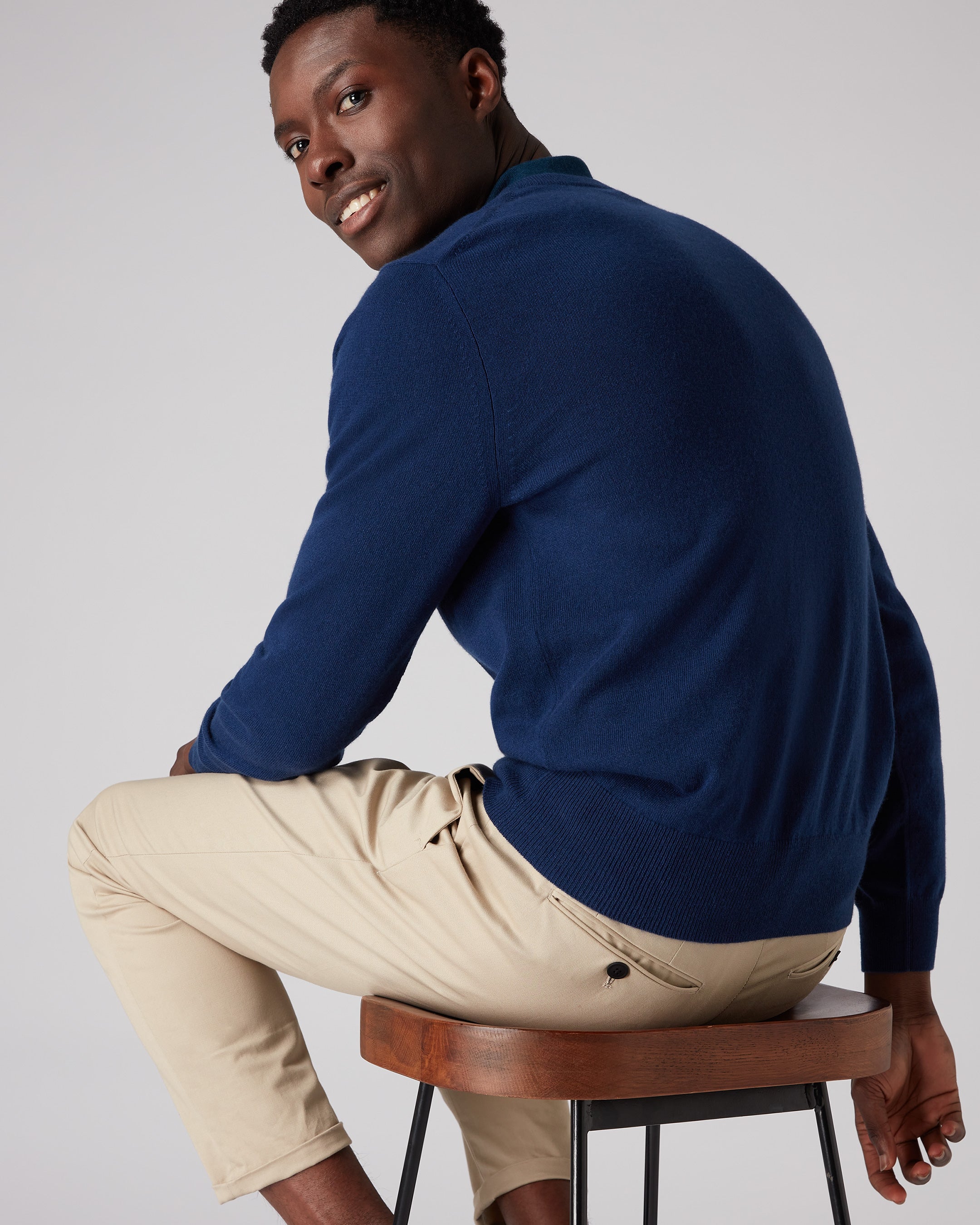 Blue sweater outlet outfit mens